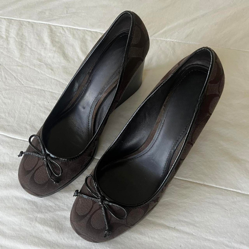 Vintage Monogram Iyana Heels